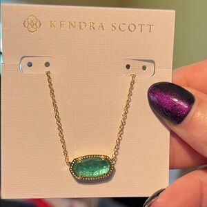 NWT Kendra Scott Gold Tone Necklace with Teal Colored Stone